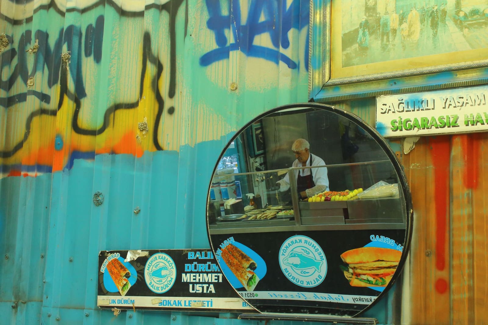 Déguster un authentique Balık Dürüm à Karaköy et trouver les meilleurs sandwichs au poisson d'Istanbul